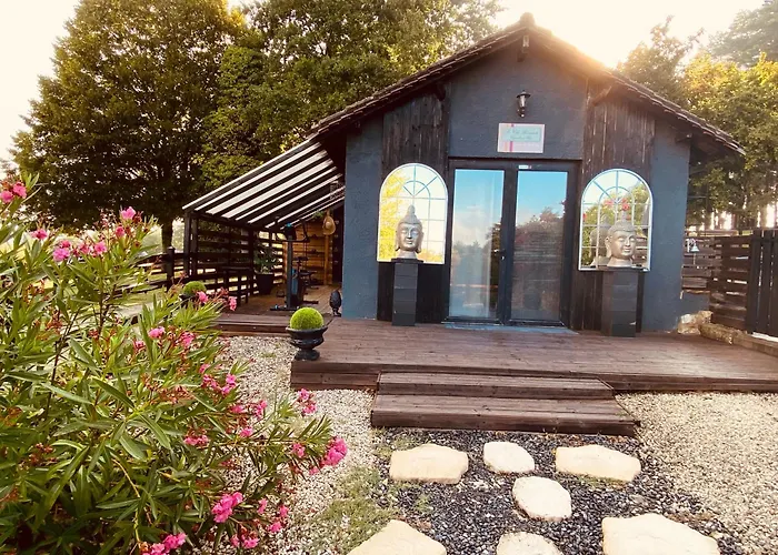 Le Clos Romantic & Spa - Perigueux - Bassillac Et Auberoche 3*